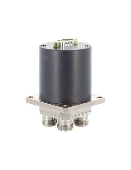 Relcomm-Übertragungsrelais mit Standard-N-Anschlüssen